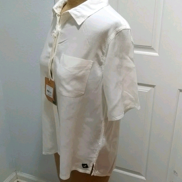 Sperry Button Up Boyfriend Shirt - Picture 2 of 5